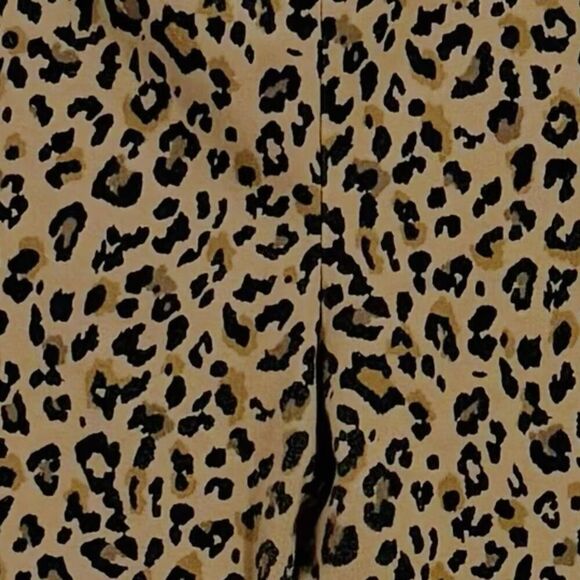 J. Crew women’s size medium cropped leopard print leggings. ￼ - Picture 2 of 5